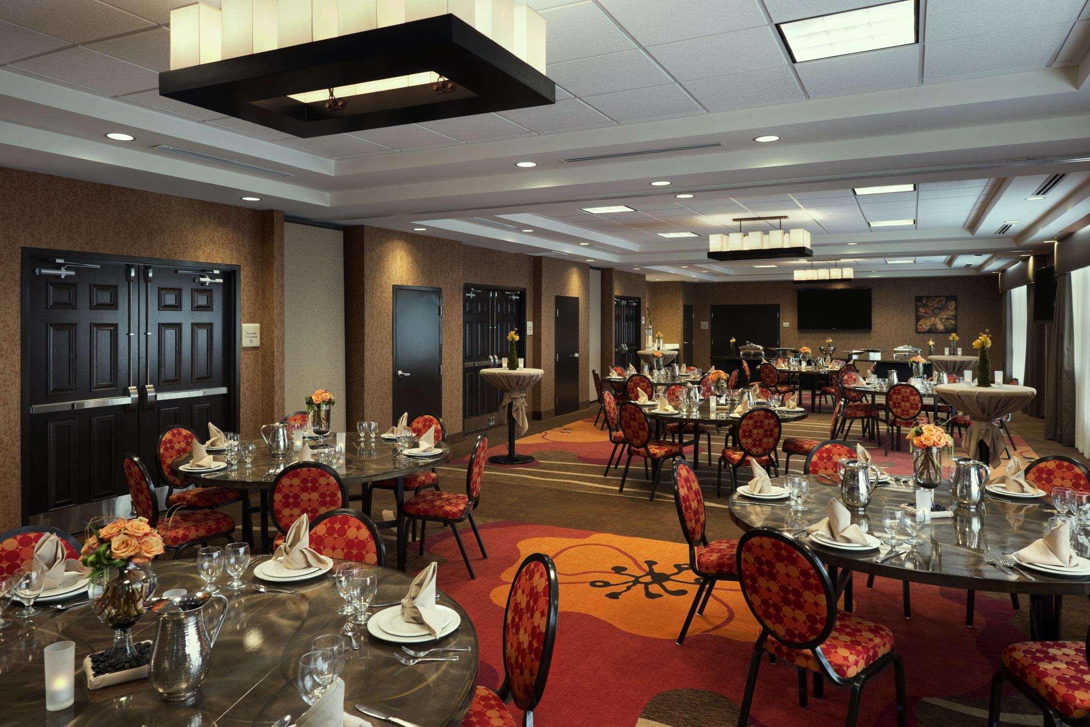 Hilton Garden Inn Ogden Restaurant photo