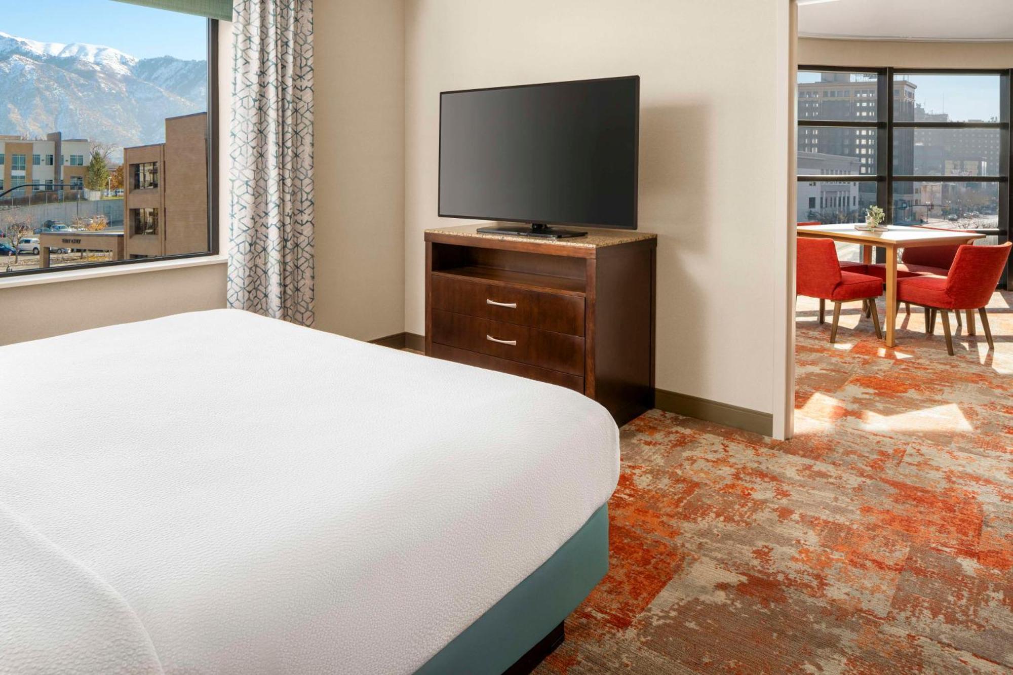 Hilton Garden Inn Ogden Extérieur photo